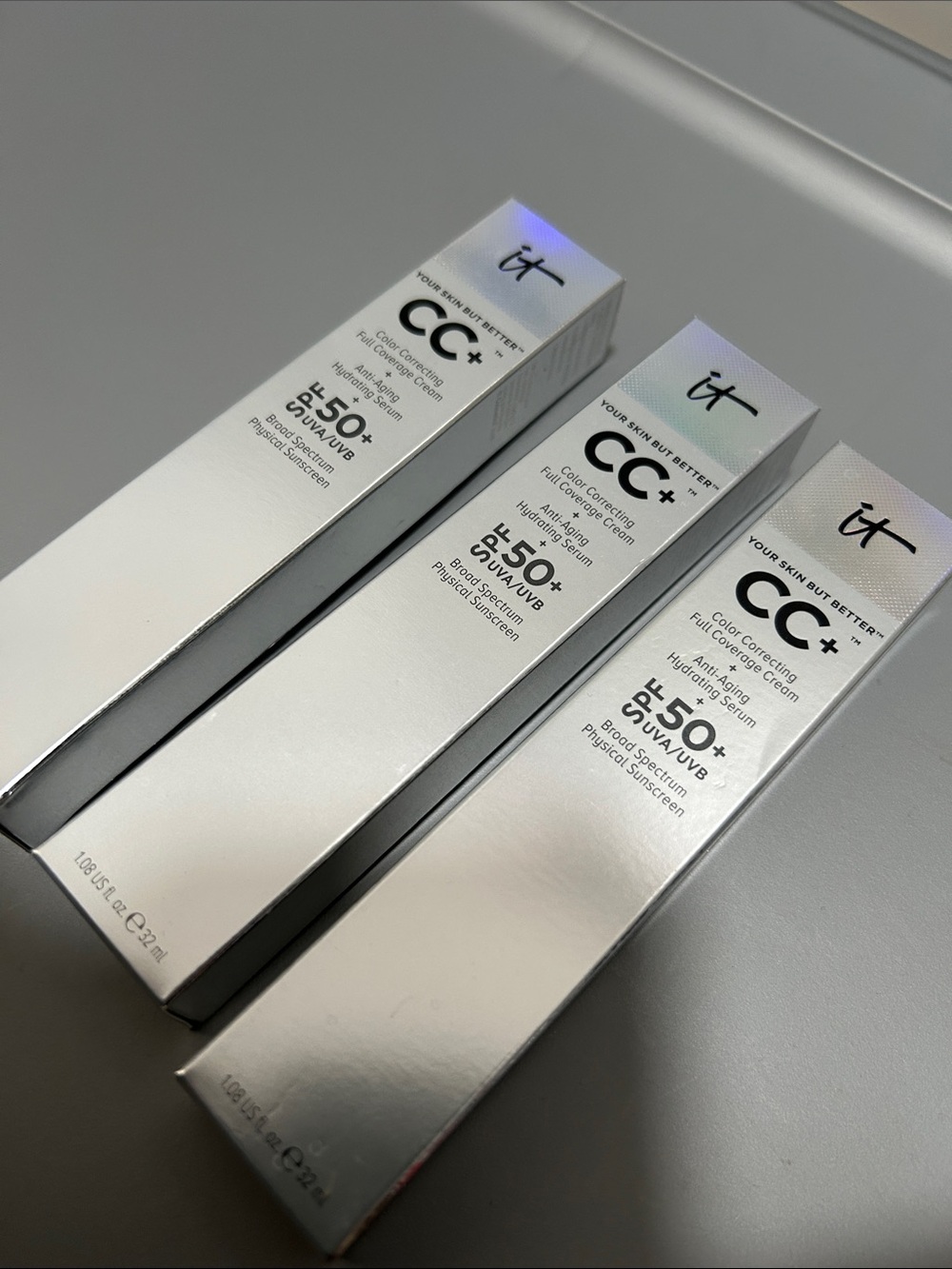 it cosmetics CC+ Your Skin But Better Full coverage THREE TUBES